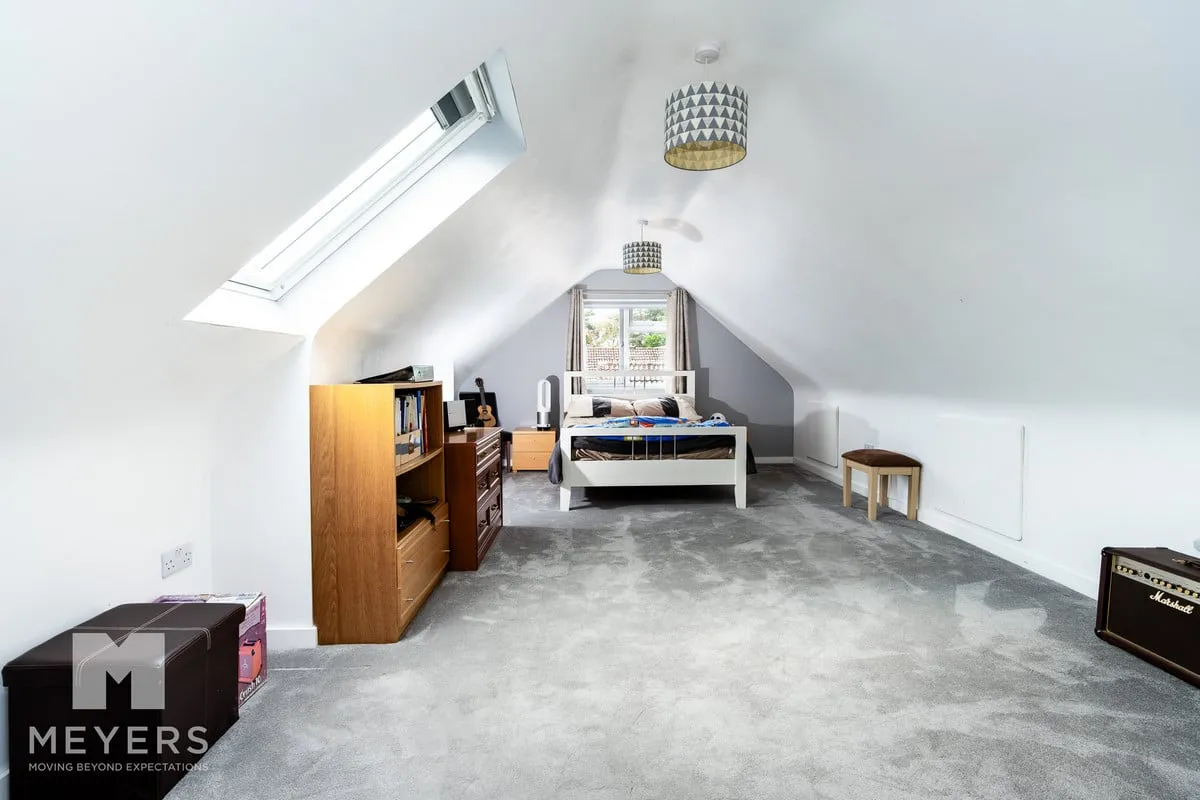 Burton Close, Ashley Heath, BH24, photo 16