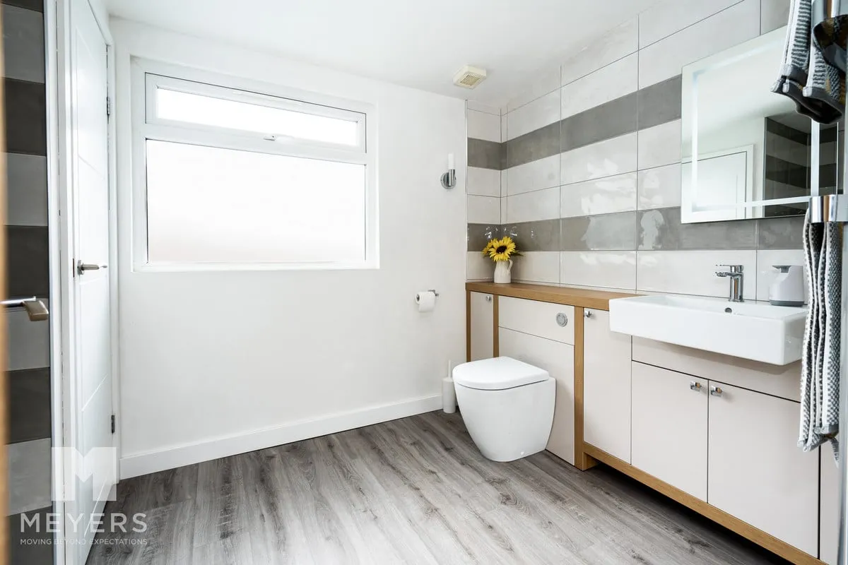 Burton Close, Ashley Heath, BH24, photo 20