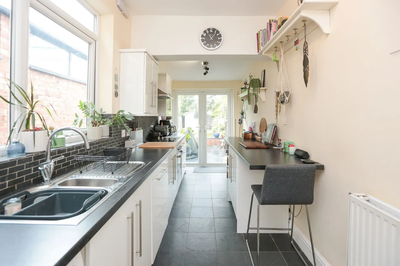 2 bed house for sale, May Lane, Birmingham, B14