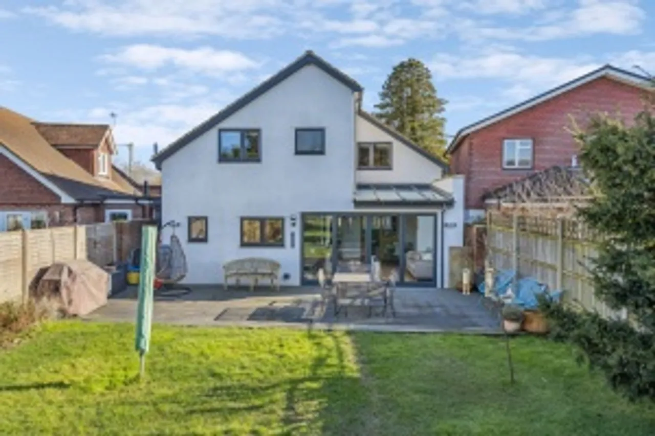 Heath End Road, Great Kingshill, HP15, photo 4