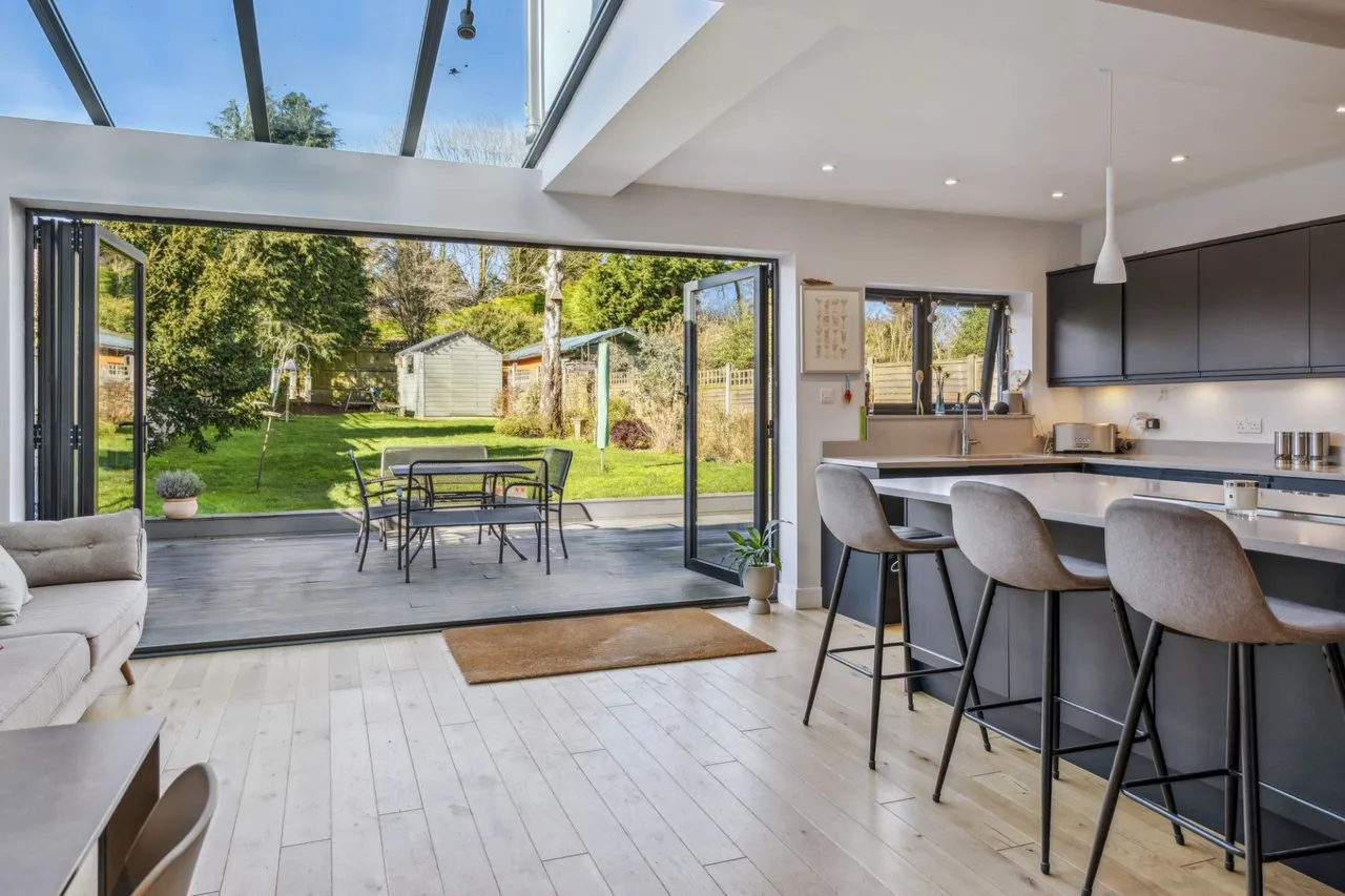 Heath End Road, Great Kingshill, HP15, photo 14