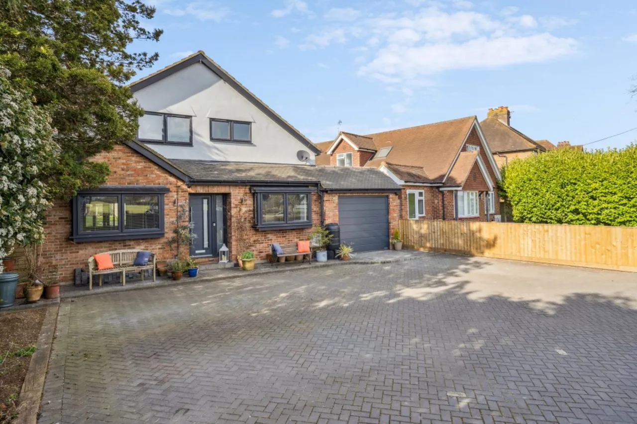 Heath End Road, Great Kingshill, HP15, photo 13