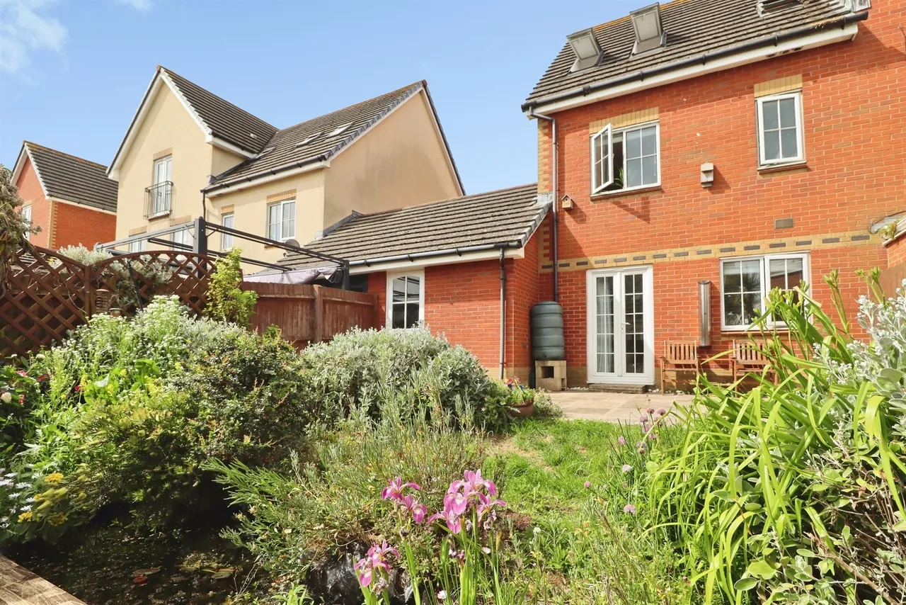 Clos Yr Wylan, Barry, CF62, photo 17