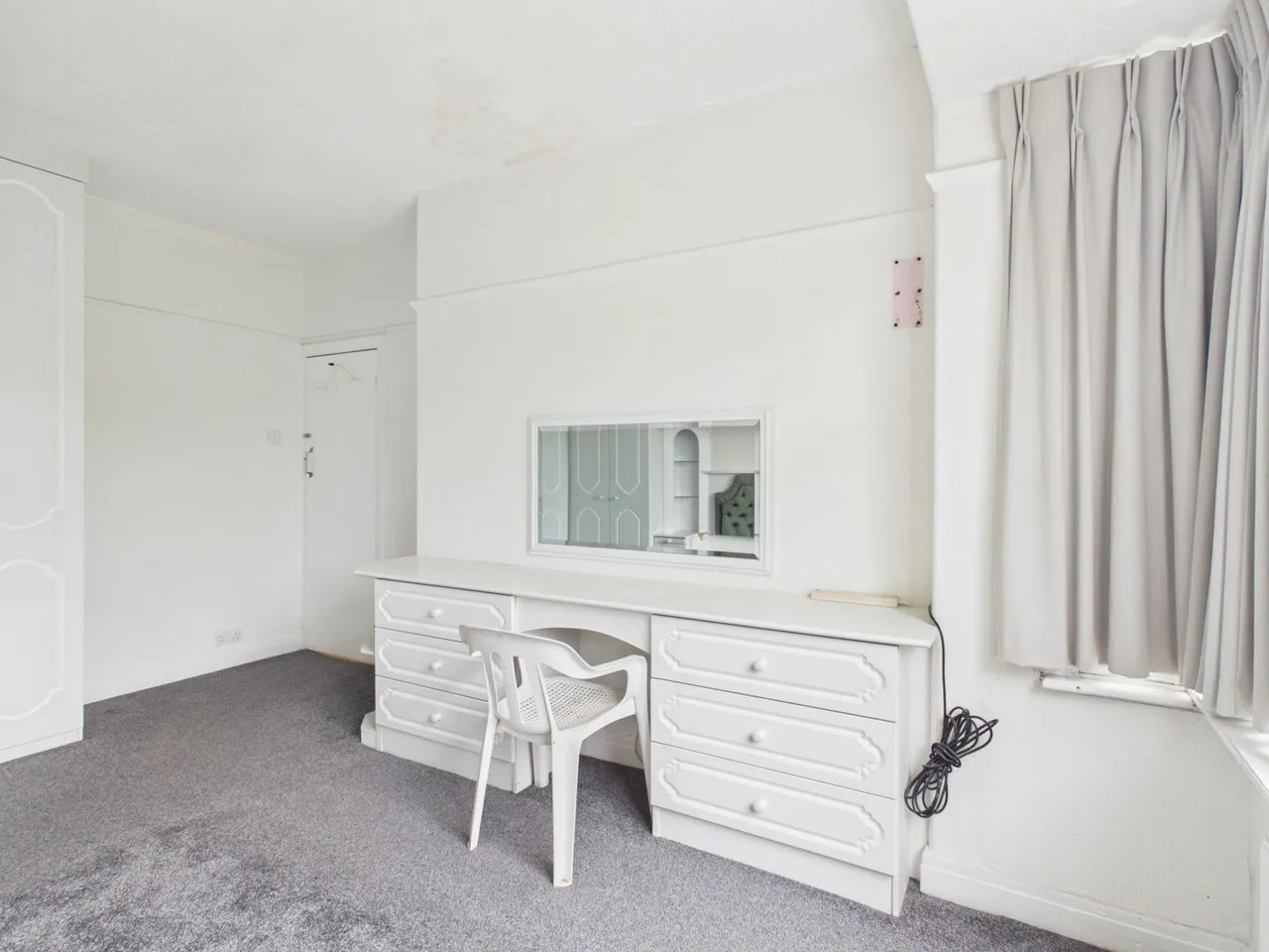 Sheffield Road, Hyde, SK14, photo 11