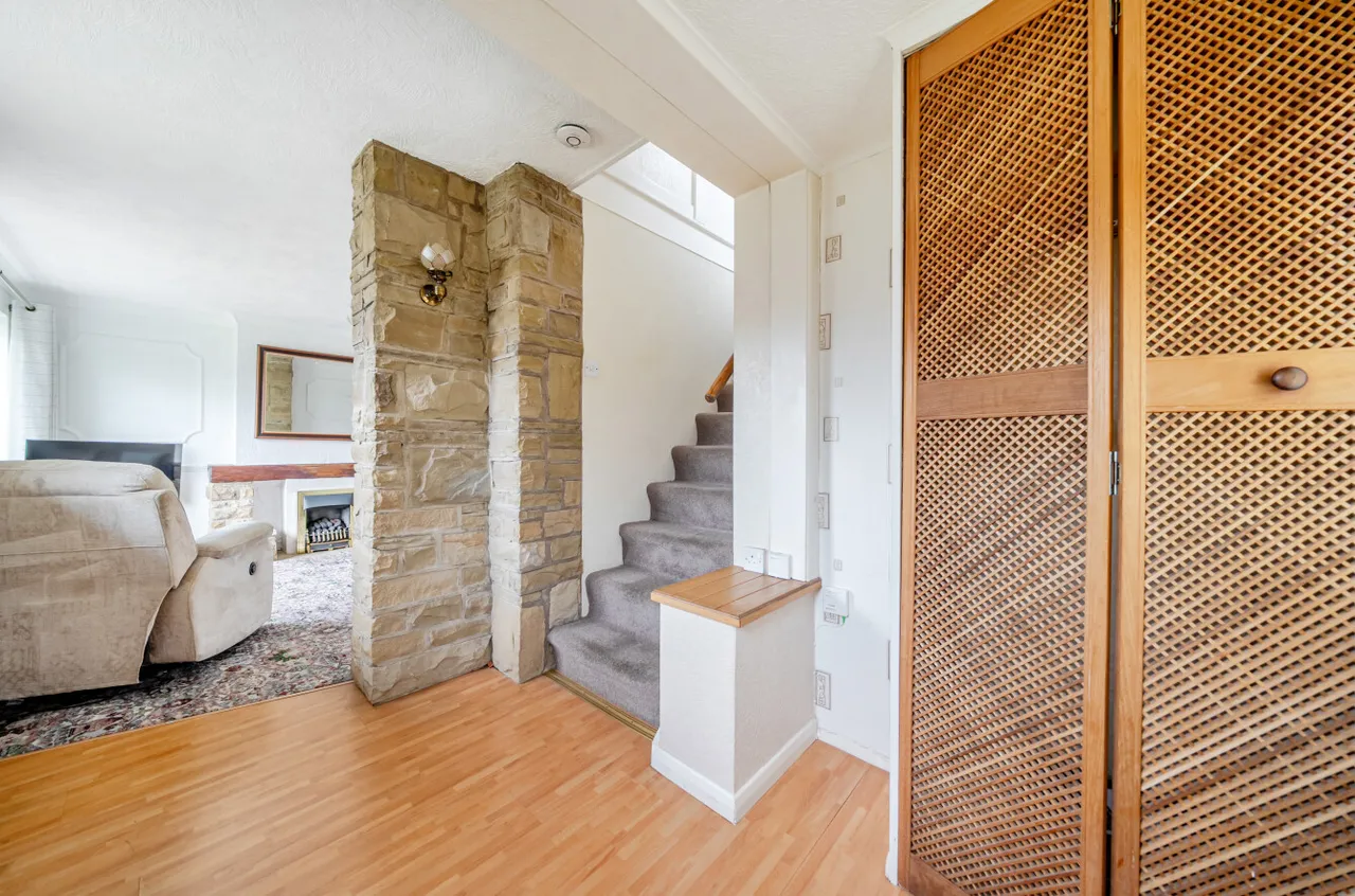 Hall Park Avenue, Horsforth, LS18, photo 7