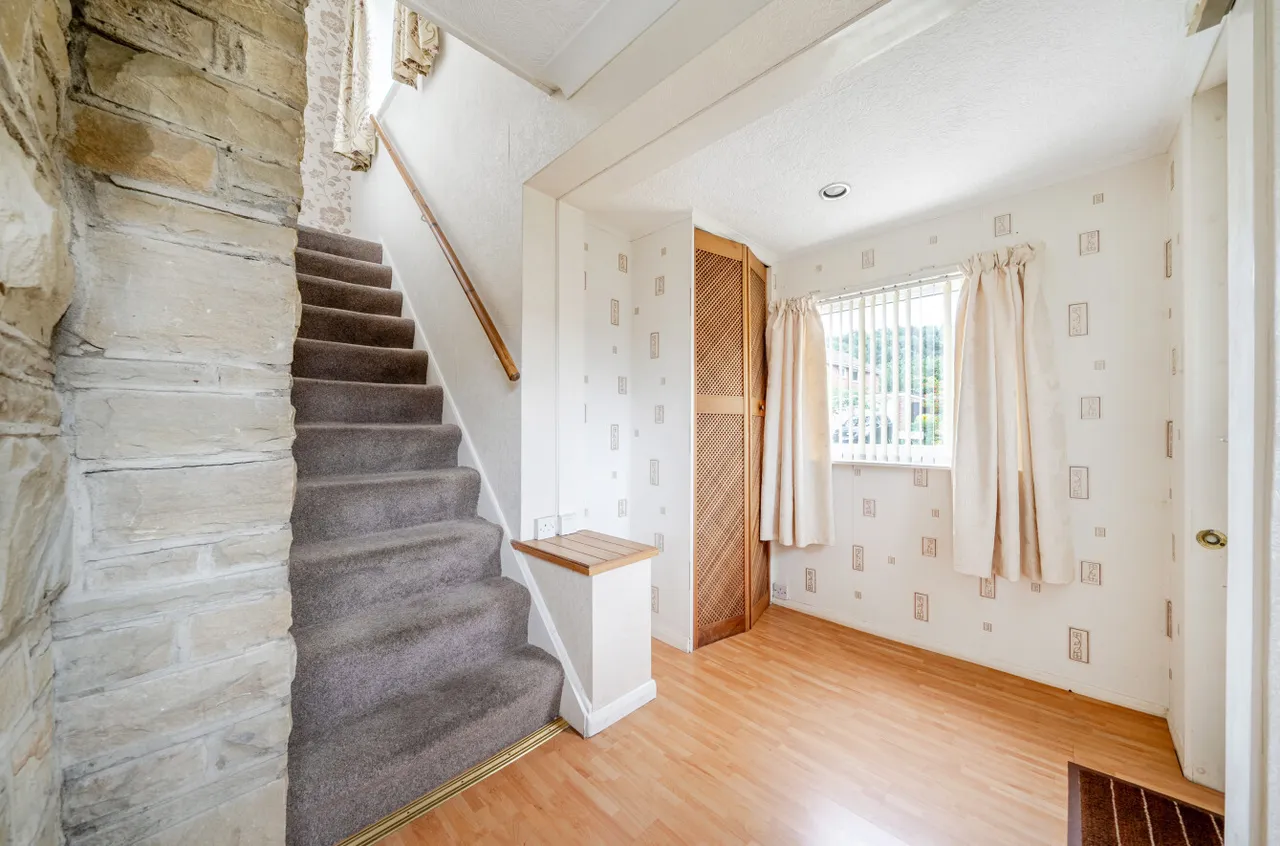 Hall Park Avenue, Horsforth, LS18, photo 8