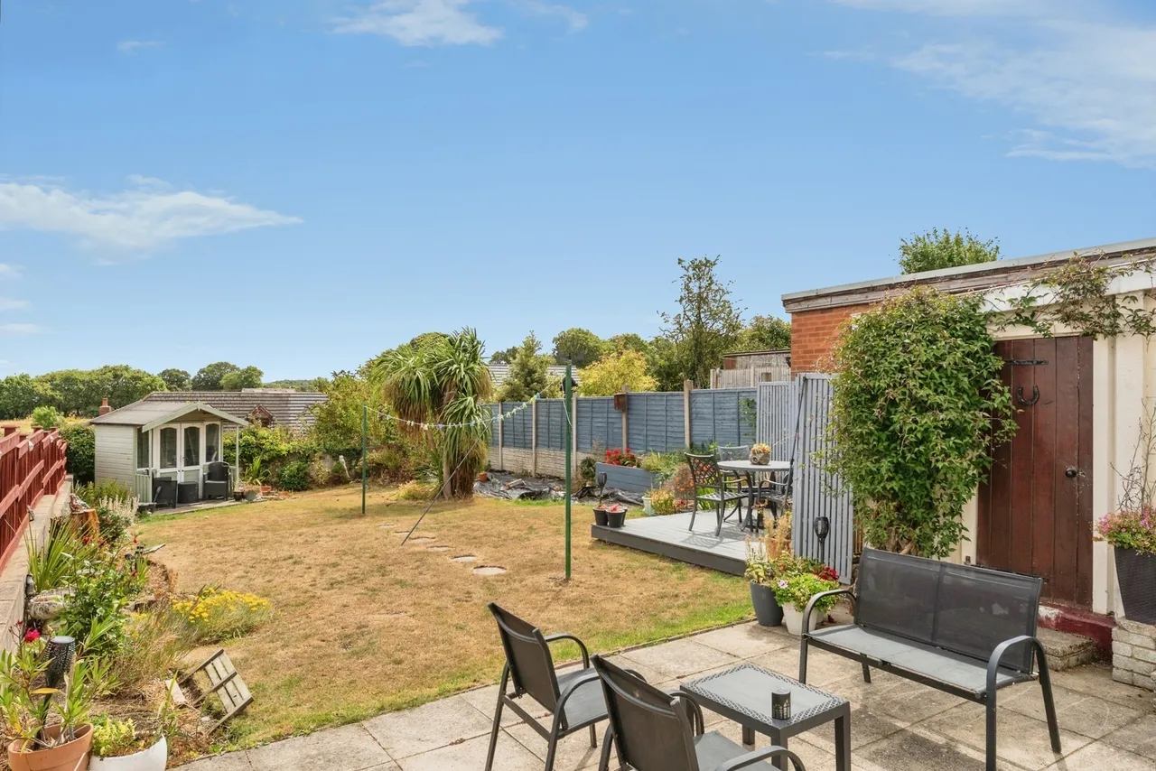 Hillcourt Avenue, Bagillt, CH6, photo 13