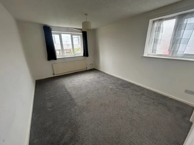1 bed flat to rent, Manor Court, Blackpool, FY1