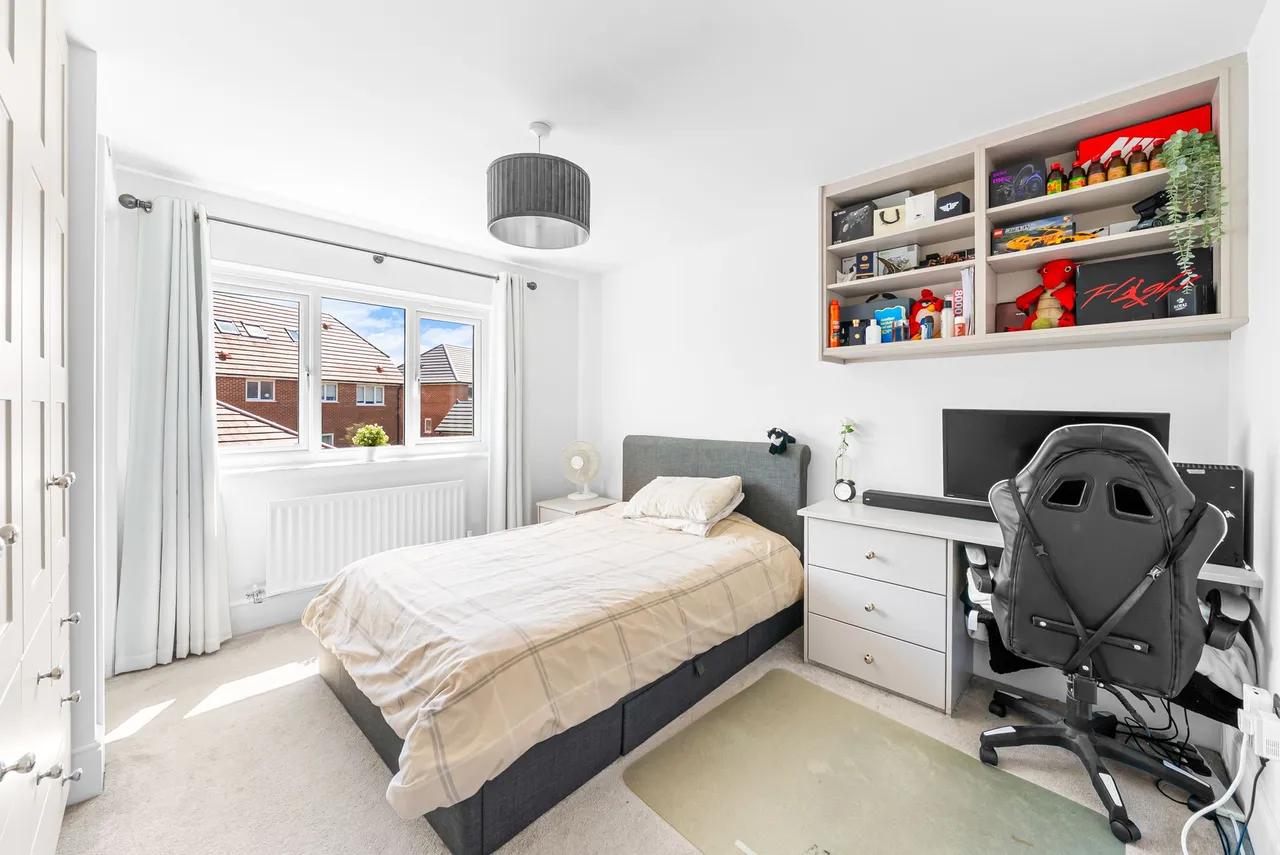 Wild Rose Drive, Harrogate, HG1, photo 11
