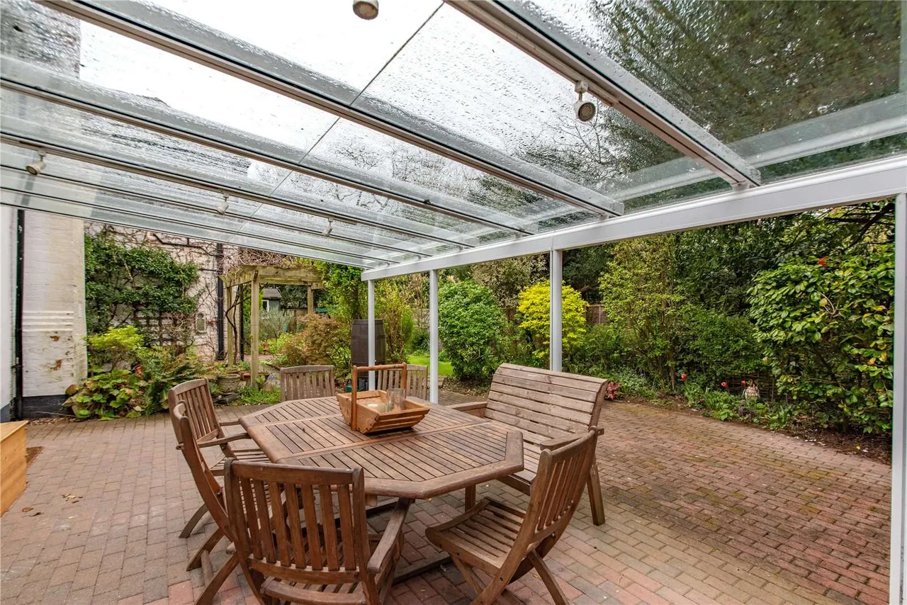 Burghfield, Reading, Berkshire, RG30 3TG, photo 4