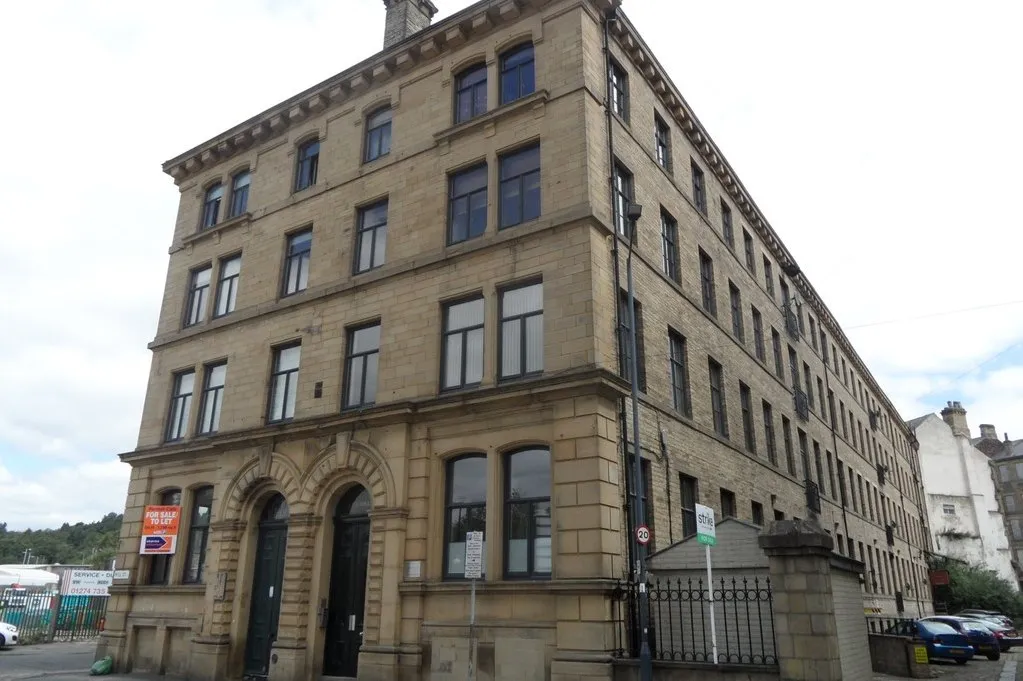 Mill Street, Bradford BD1 4AB, photo 2