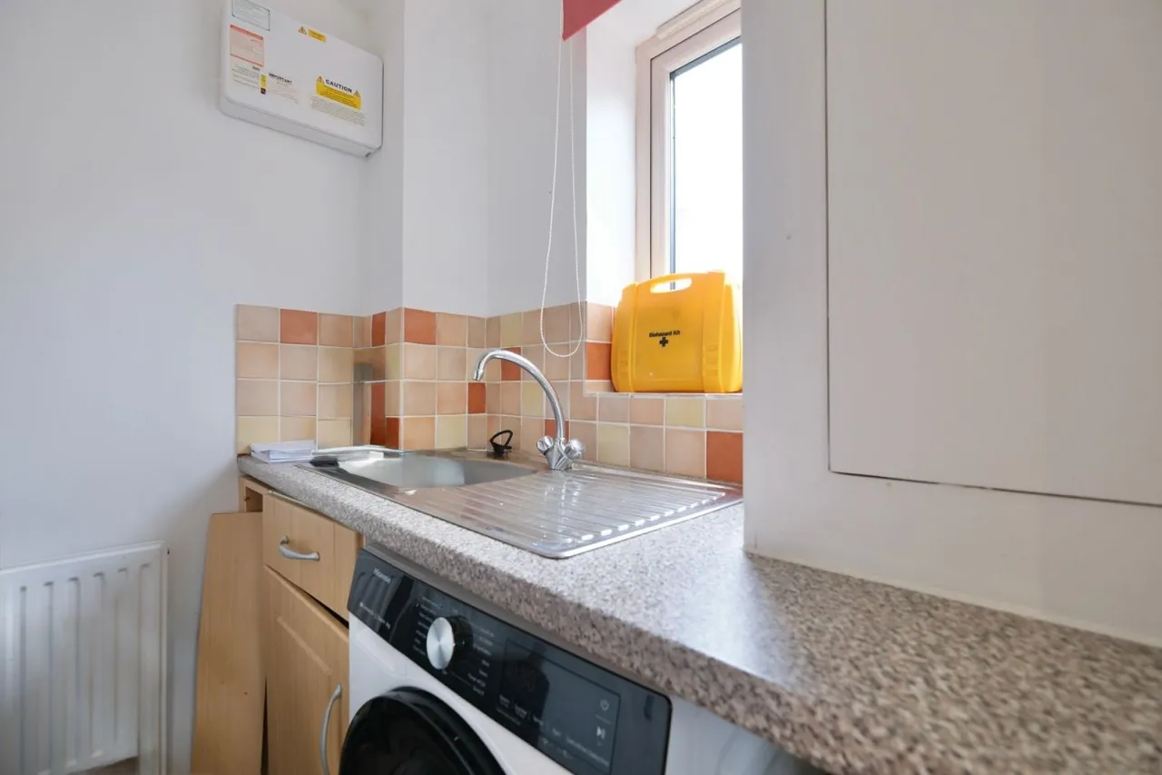 Merlin Close, Hartford, PE29, photo 5