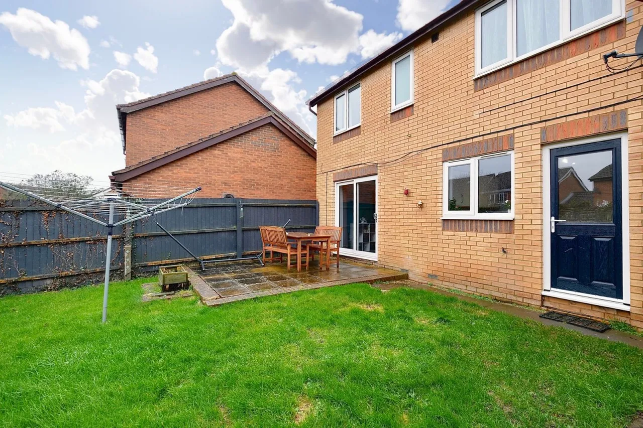 Merlin Close, Hartford, PE29, photo 13