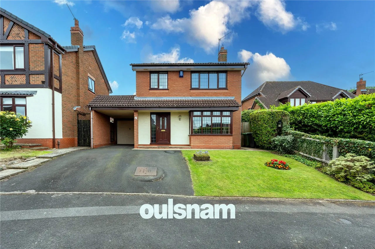 4 bed house for sale — Shirehampton Close, Webheath, Redditch, Worcestershire, B97 5PF