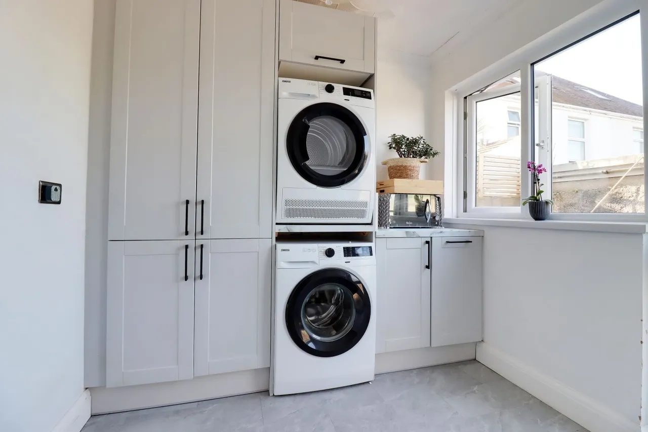 Restways, Porthcawl, CF36, photo 8