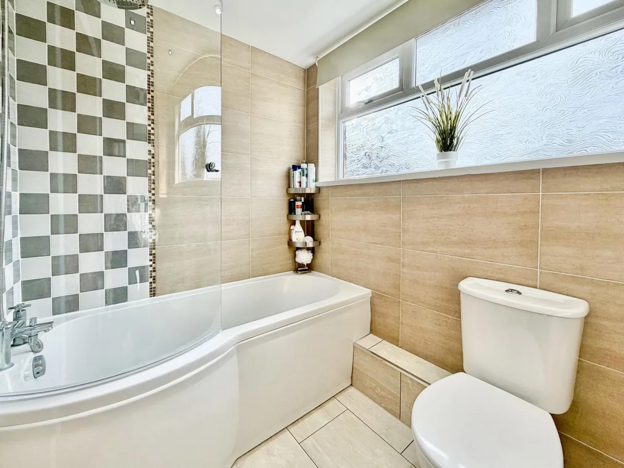 Ford Crescent, Shiremoor, NE27, photo 12