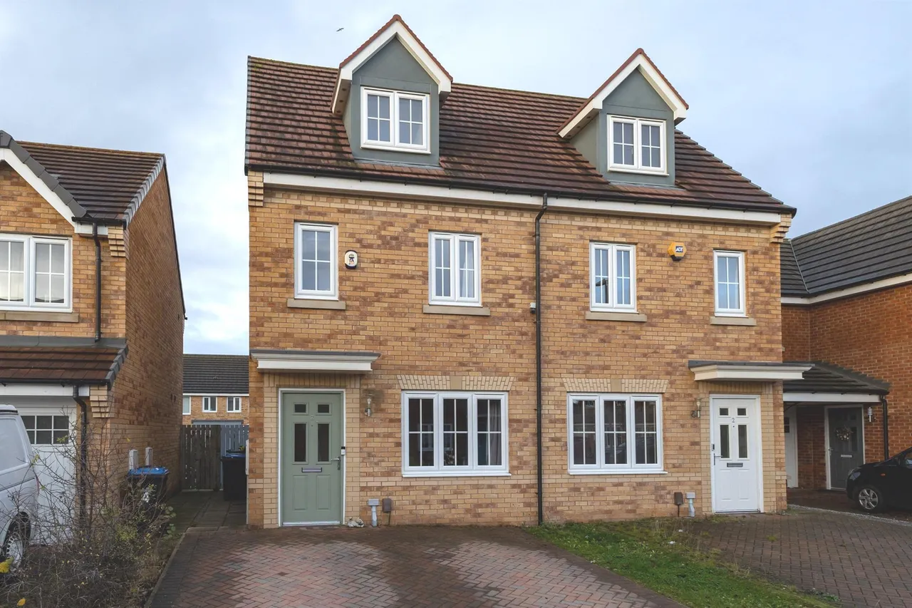 3 bed house for sale — Marathon Court, Middlesbrough