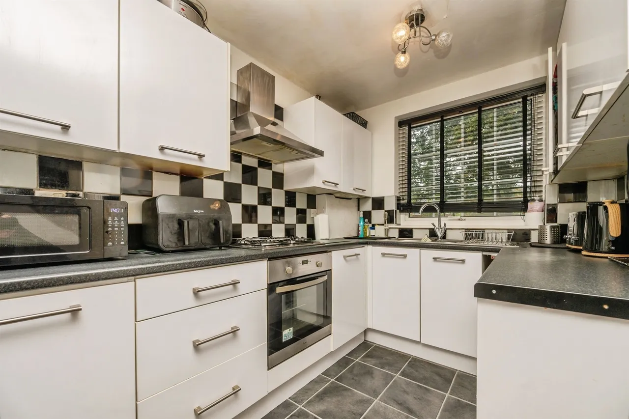 Kempsey Close, Redditch, photo 3