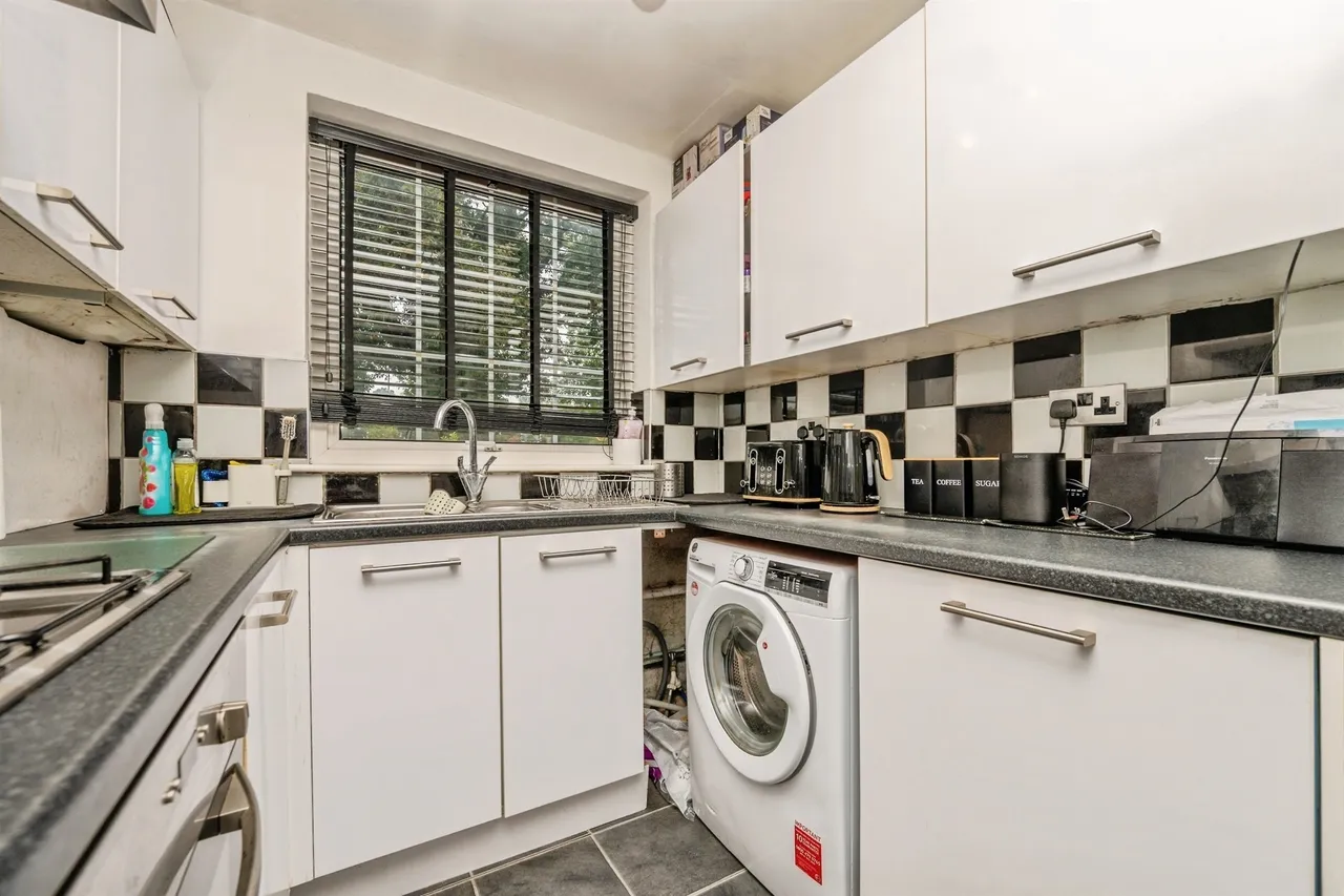 Kempsey Close, Redditch, photo 4