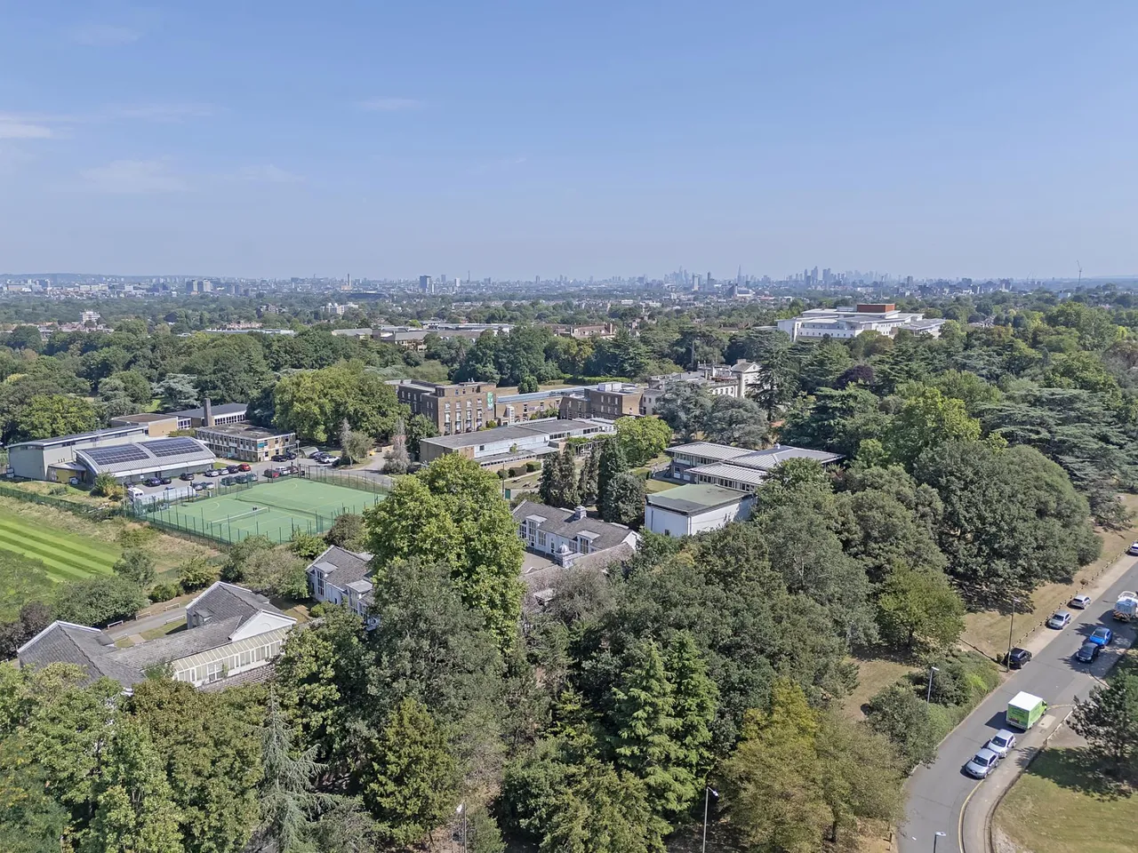 Highcliffe Drive, London, SW15, photo 9