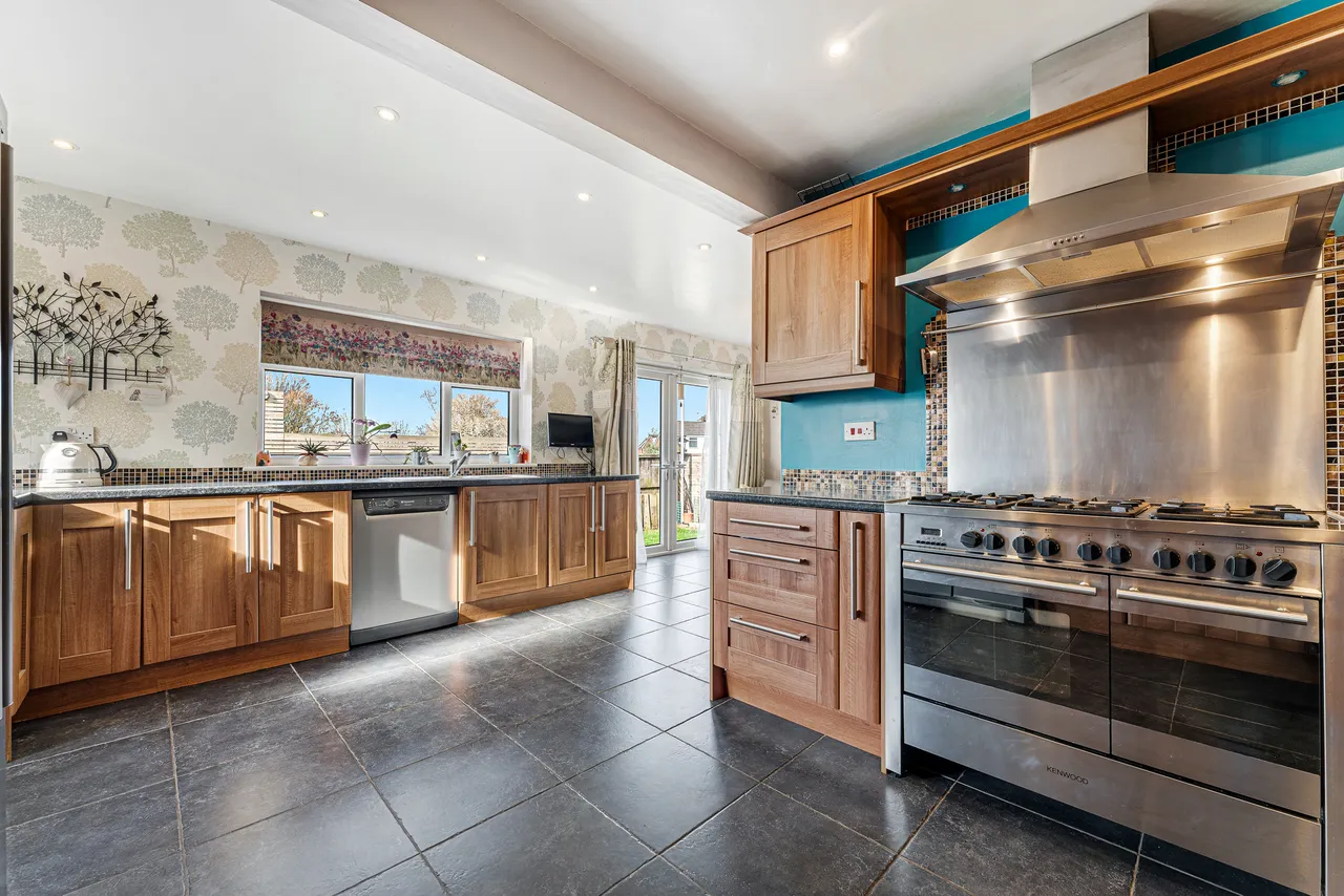 Beechmore Moore, Moore, WA4, photo 18