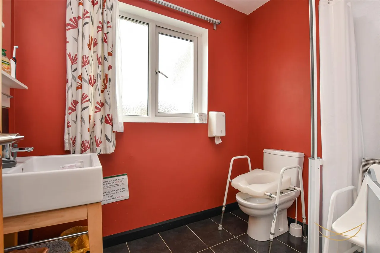 Rathmena Drive, Ballyclare, BT39 9HZ, photo 14