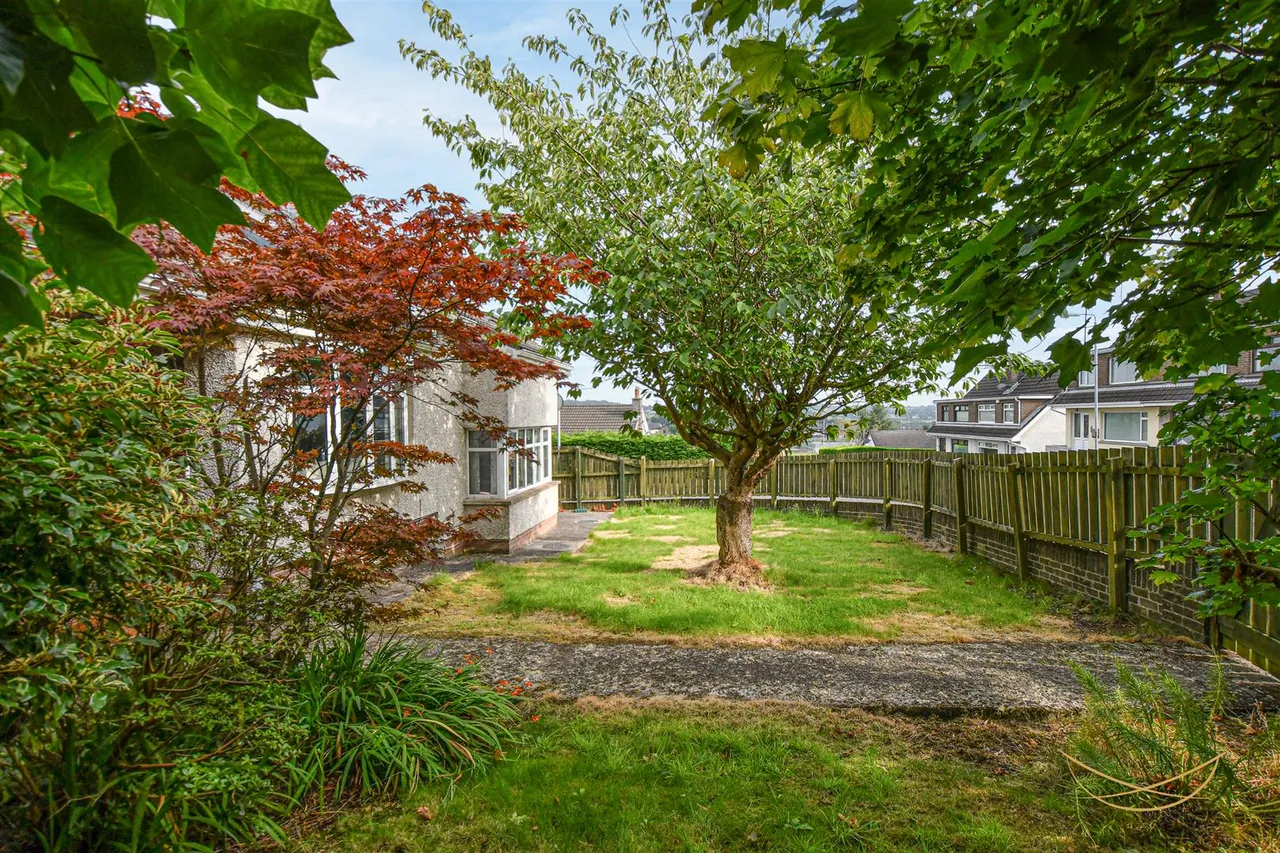 Rathmena Drive, Ballyclare, BT39 9HZ, photo 5