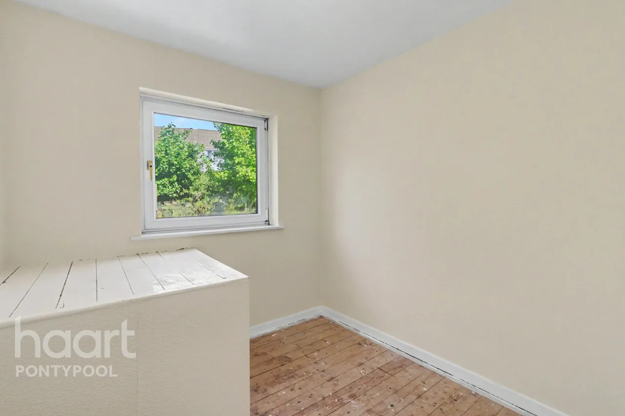 Woodside Road, Pontypool, NP4, photo 5