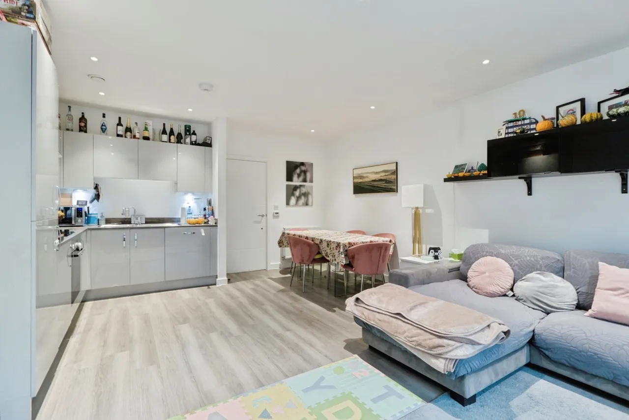 Rolfe Terrace, London, SE18, photo 6