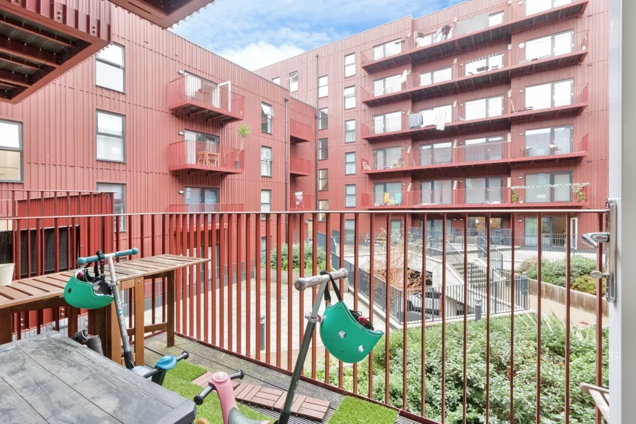 Rolfe Terrace, London, SE18, photo 20