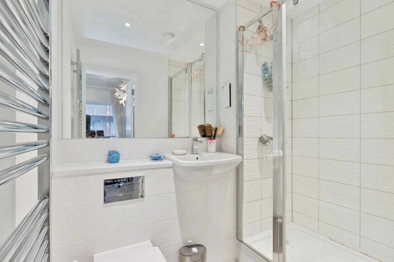 Rolfe Terrace, London, SE18, photo 12
