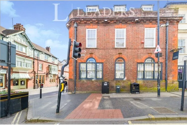 2 bed flat for sale, Holywell Hill, St. Albans, AL1