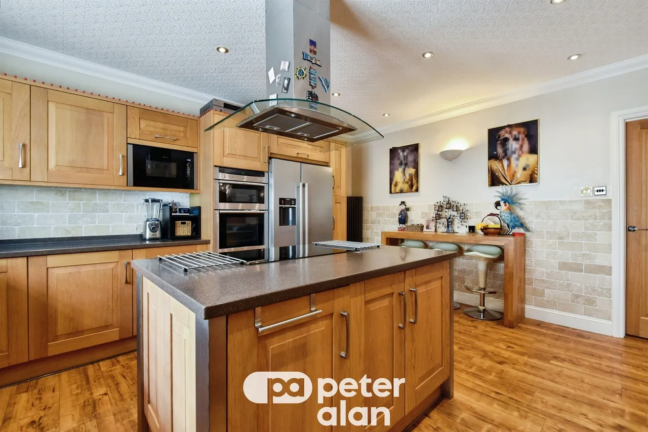 Ty Bruce Lane, Aberdare, CF44, photo 22