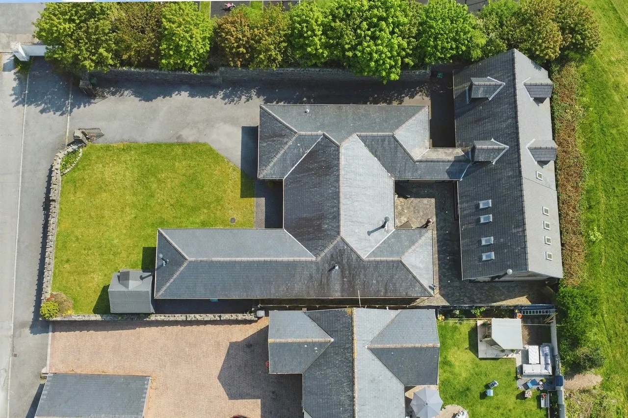 Ty Bruce Lane, Aberdare, CF44, photo 41
