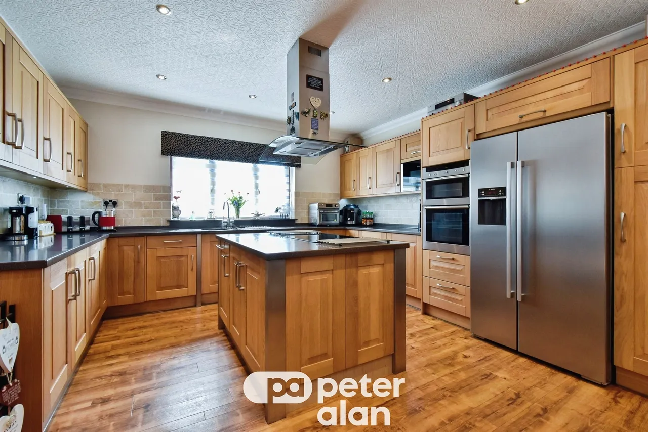 Ty Bruce Lane, Aberdare, CF44, photo 23
