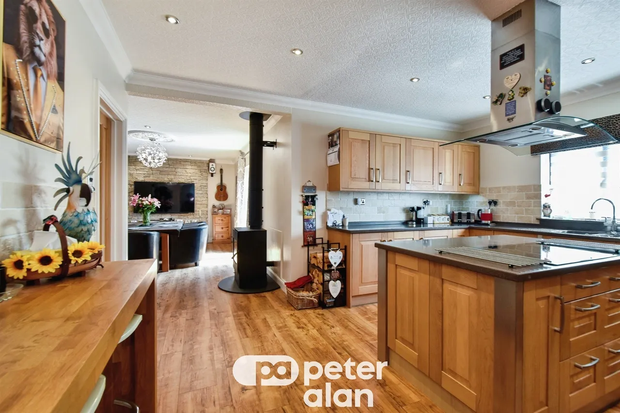 Ty Bruce Lane, Aberdare, CF44, photo 20