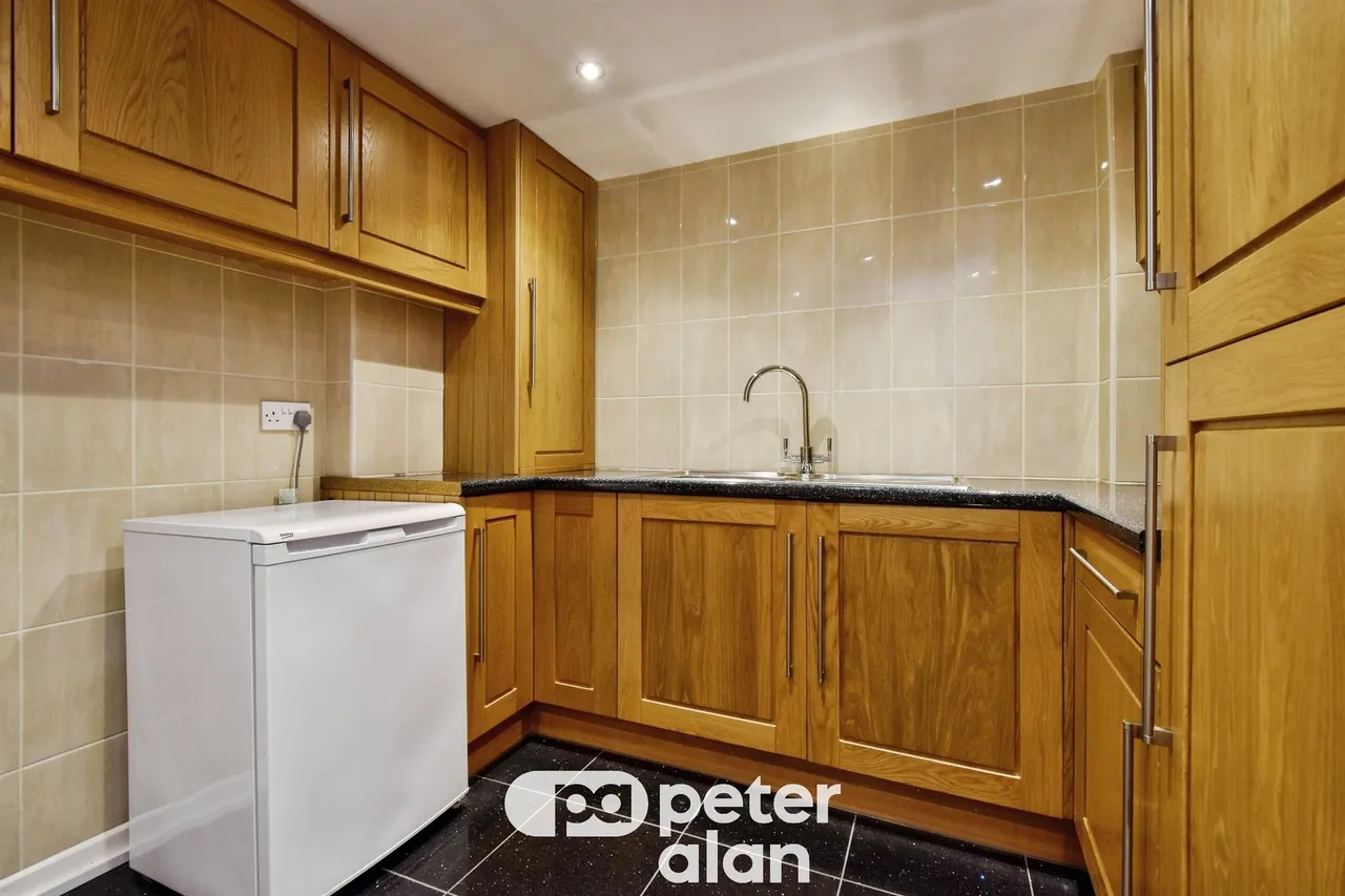 Ty Bruce Lane, Aberdare, CF44, photo 24
