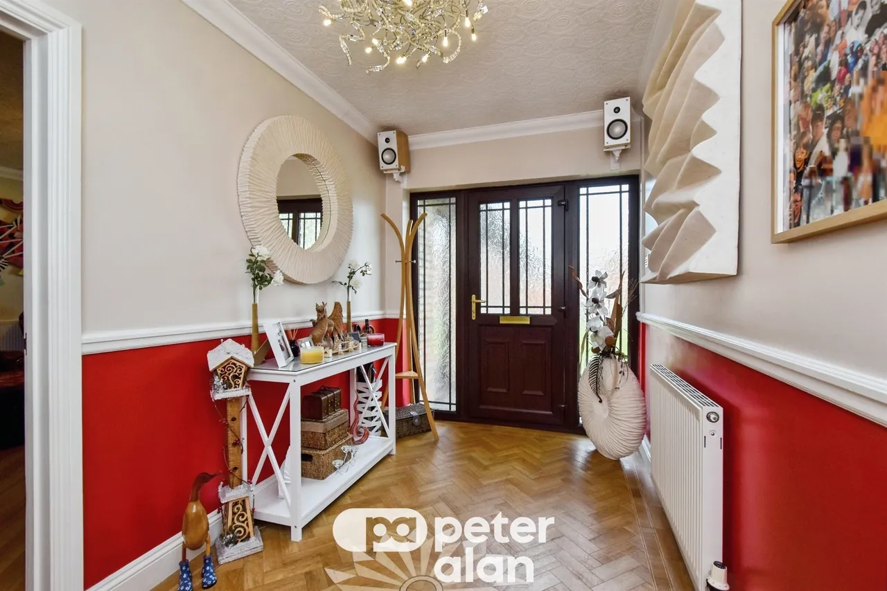 Ty Bruce Lane, Aberdare, CF44, photo 4