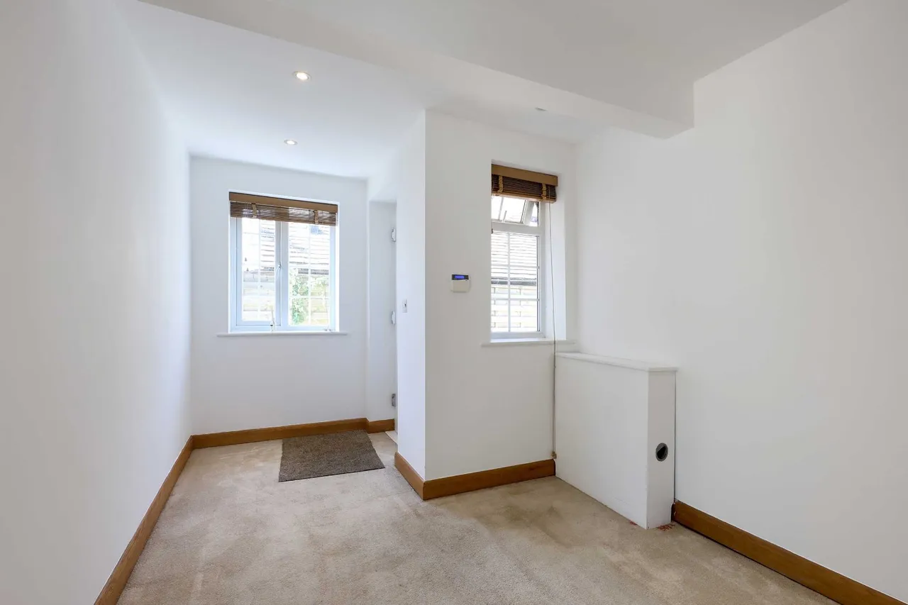 Highlands Road, Seer Green, HP9, photo 6