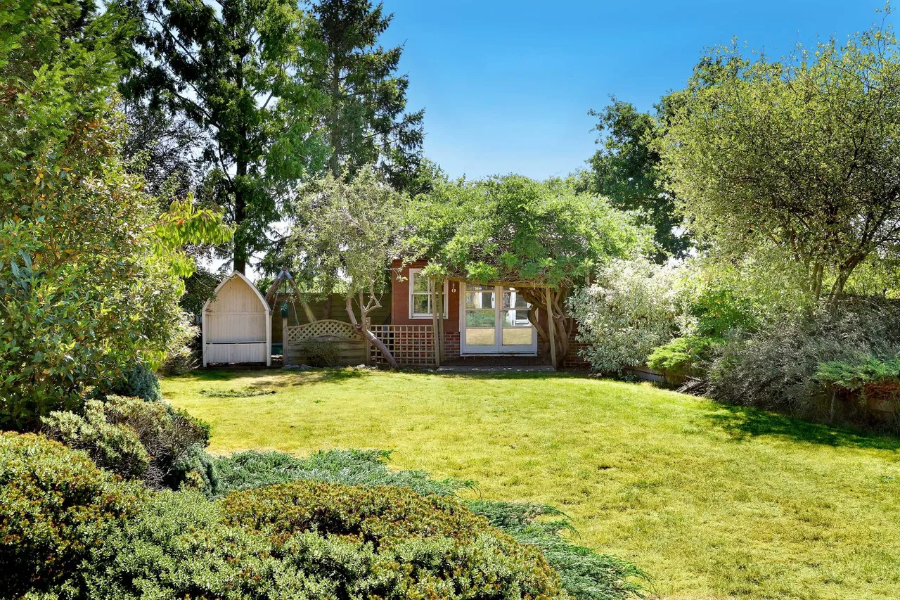 Highlands Road, Seer Green, HP9, photo 2
