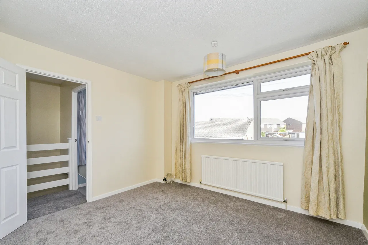 Gainsborough Avenue, Royal Wootton Bassett, SN4, photo 11