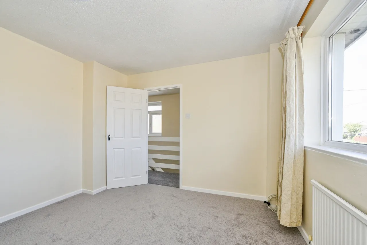 Gainsborough Avenue, Royal Wootton Bassett, SN4, photo 12