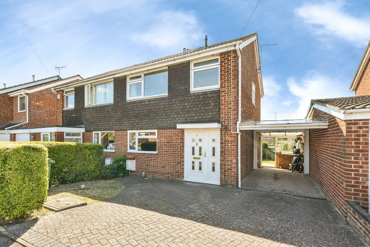 Gainsborough Avenue, Royal Wootton Bassett, SN4, photo 23