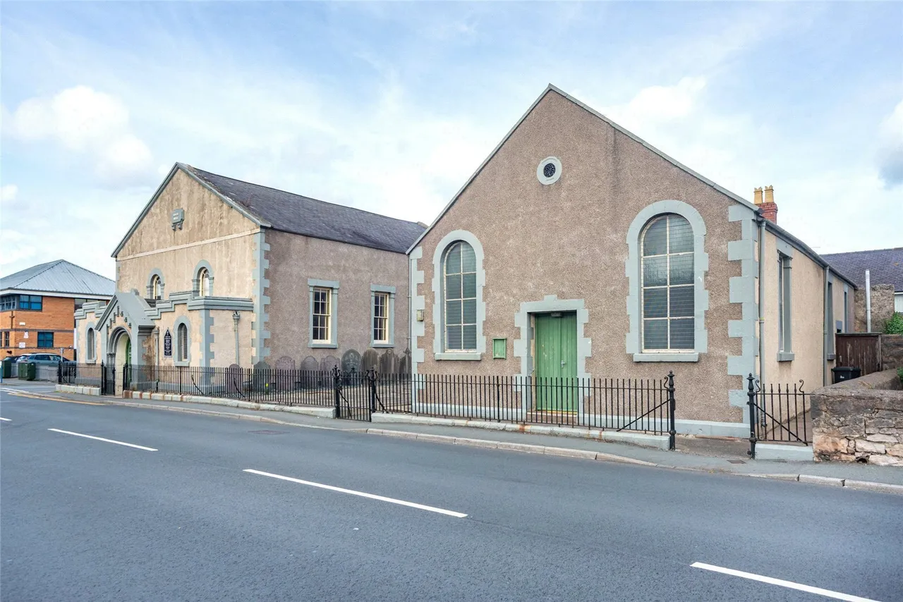 Abergele Road, Old Colwyn, photo 11