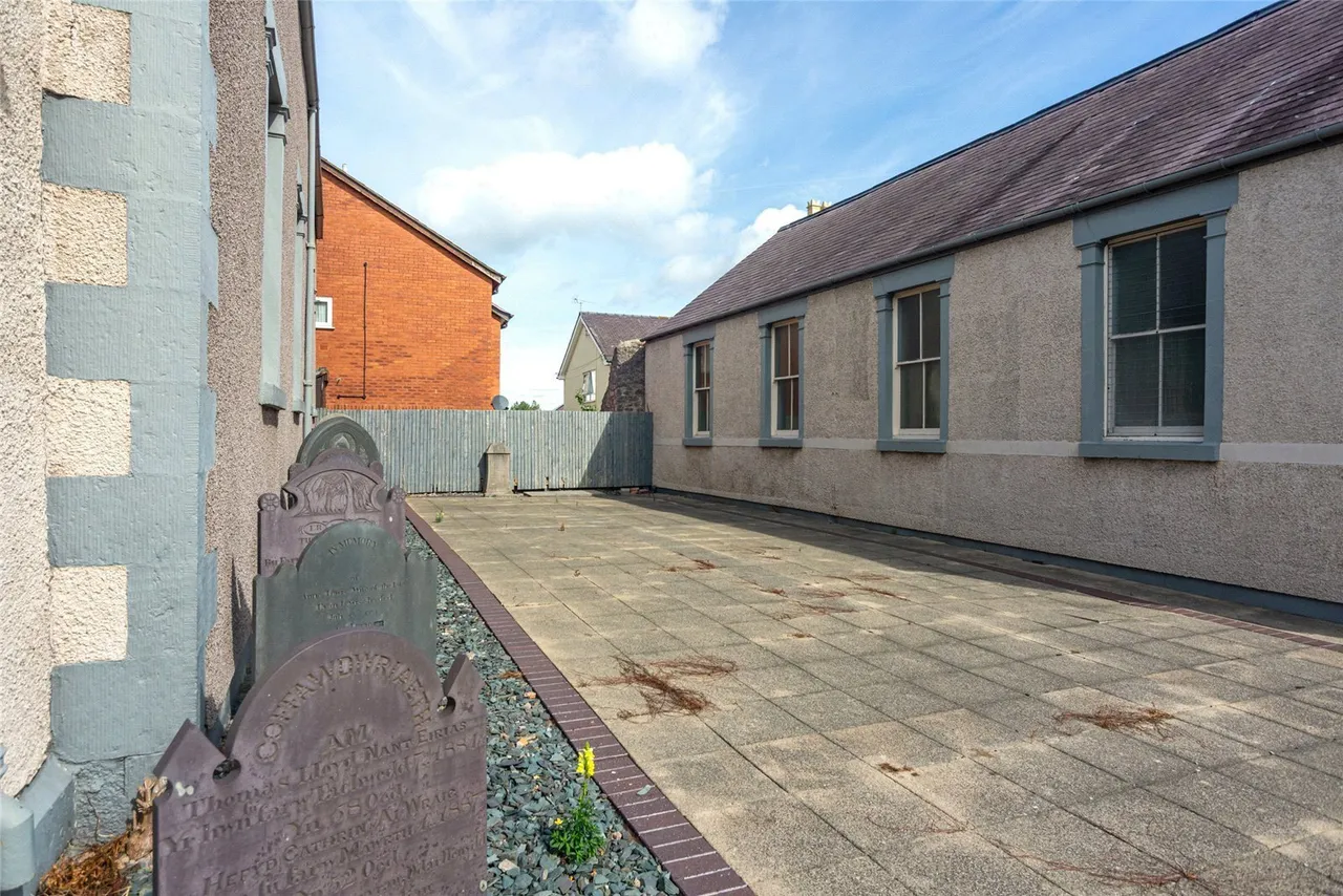 Abergele Road, Old Colwyn, photo 5
