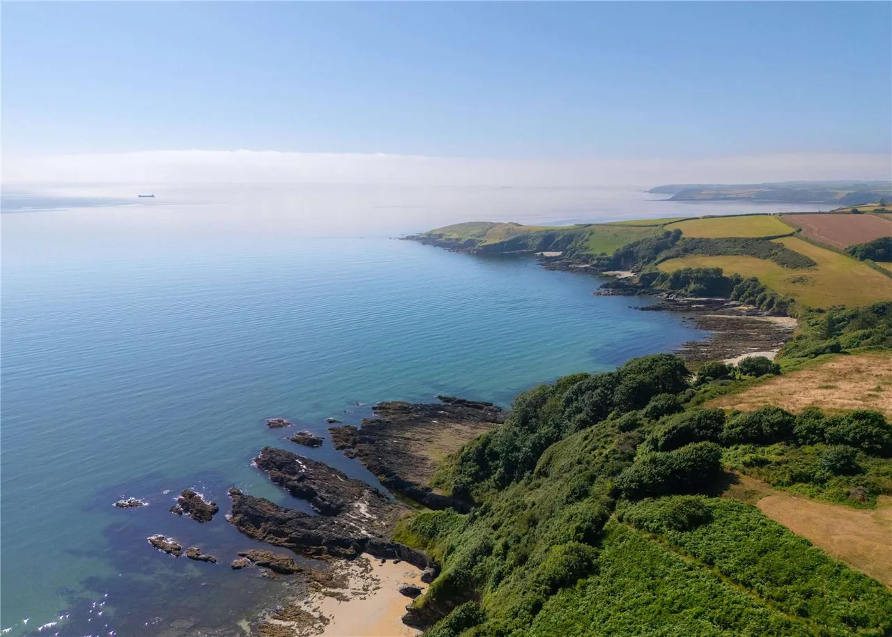 Maenporth Road, Maenporth, Falmouth, Cornwall, TR11 5HR, photo 6