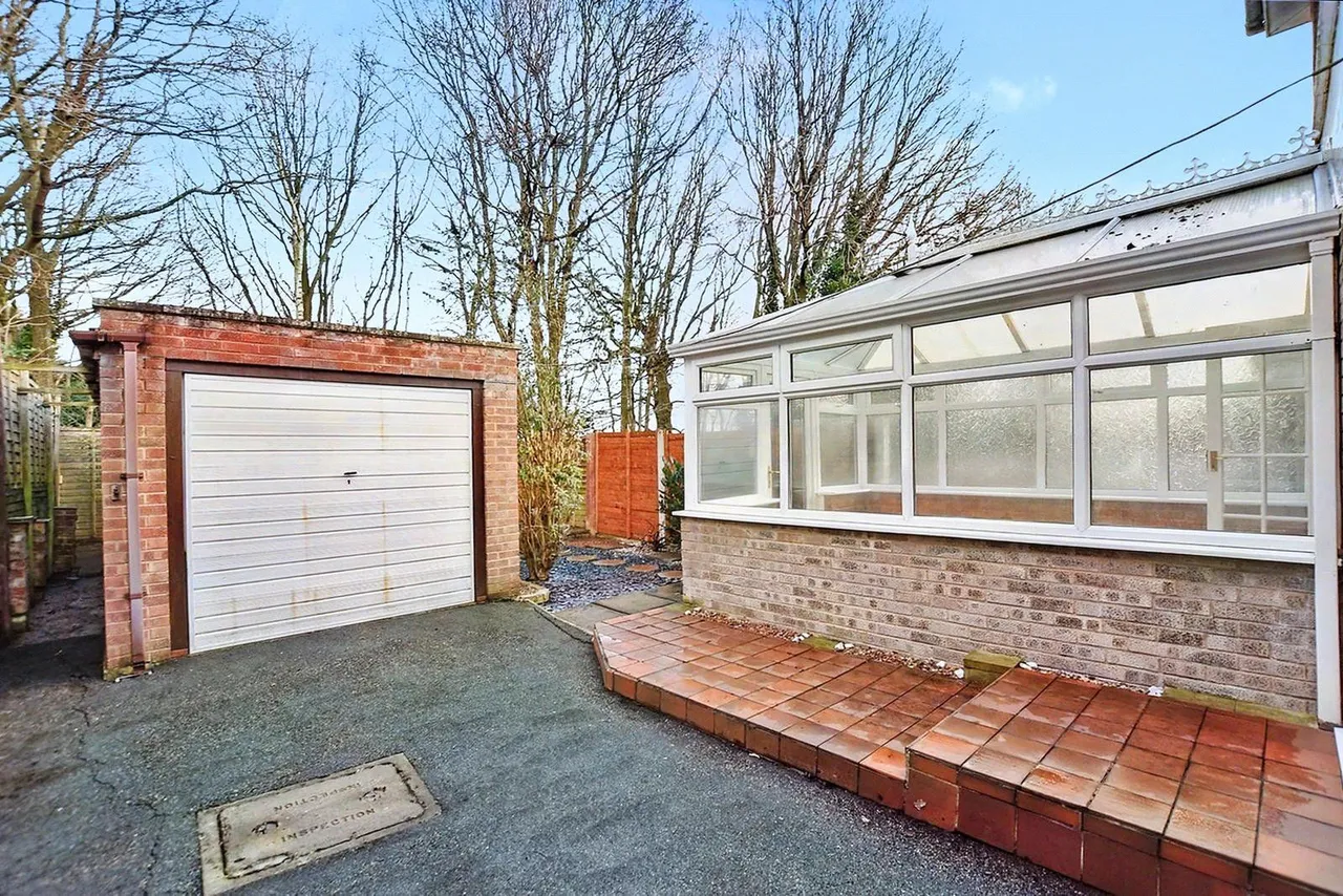 Woodhall Drive, Kirkstall, LS5, photo 8