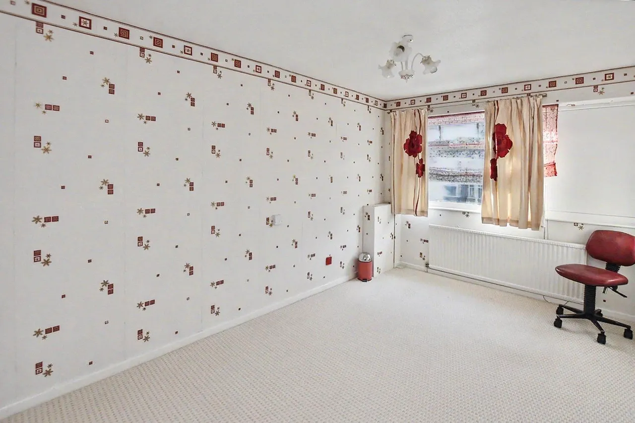 Woodhall Drive, Kirkstall, LS5, photo 12