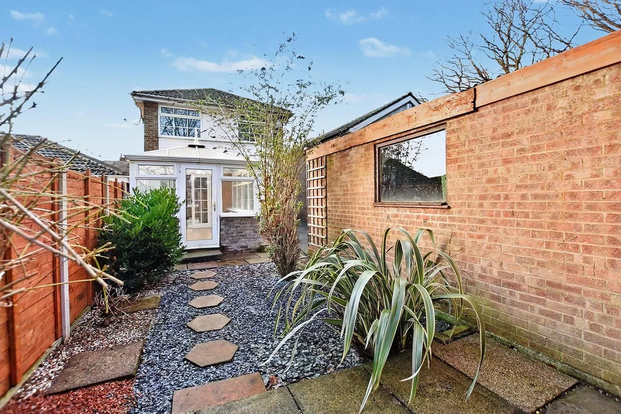 Woodhall Drive, Kirkstall, LS5, photo 14