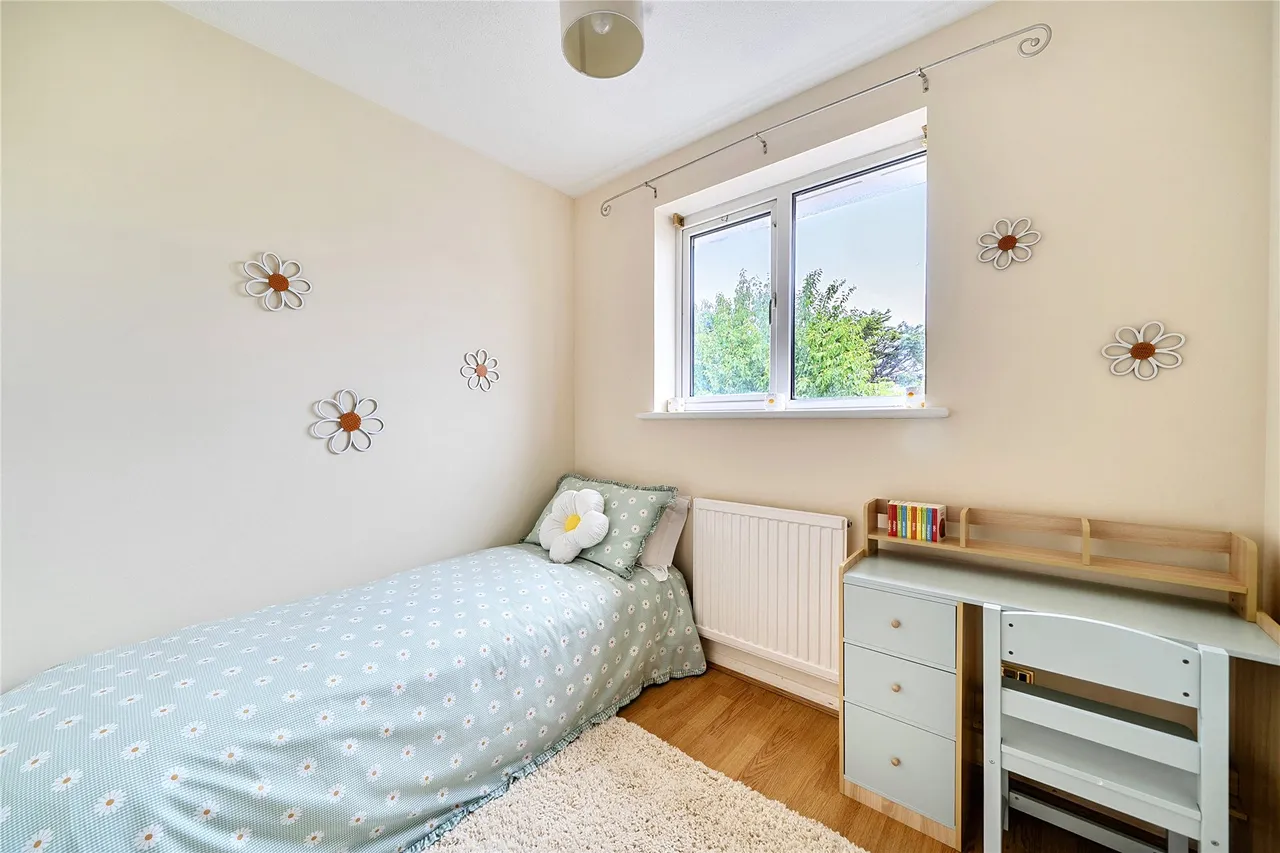 Ranyard Close, Chessington, KT9, photo 12